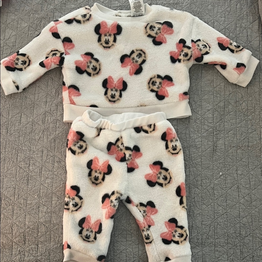 Disney White and Pink Minnie Mouse Kids Matching Set